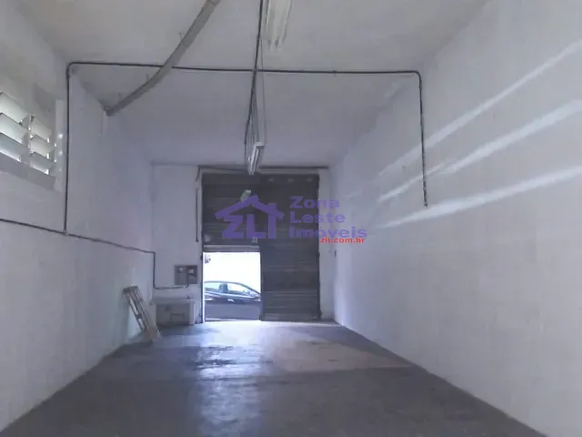 Galpão / Barracão com 125m², para alugar, no bairro Vila Guarani(Zona Leste) em São Paulo
