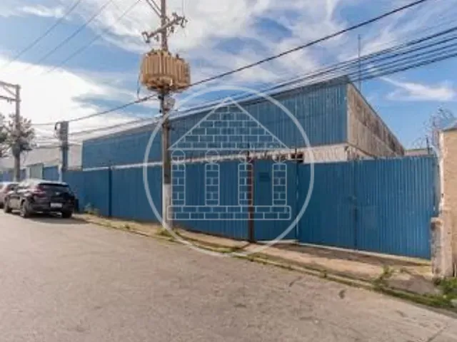 Galpão / Barracão com 2000m², para alugar, no bairro Capela do Socorro em São Paulo