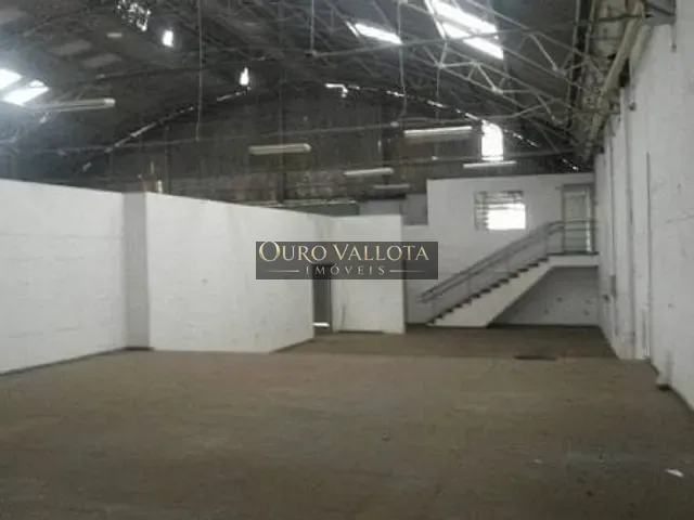 Galpão / Barracão com 1080m², à venda, no bairro Vila Gumercindo em São Paulo