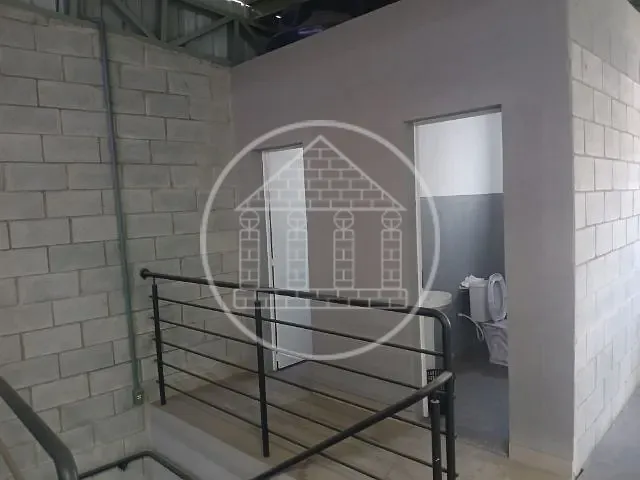 Galpão / Barracão com 200m², para alugar, no bairro Vila Socorro em São Paulo