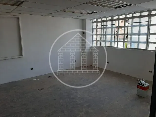 Galpão / Barracão com 1100m², para alugar, no bairro Vila Santa Catarina em São Paulo