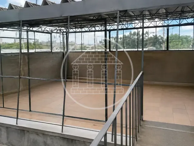 Galpão / Barracão com 2000m², à venda ou para alugar, no bairro Socorro em São Paulo