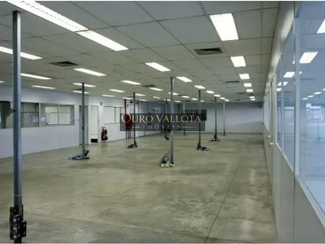 Galpão / Barracão com 10000m², para alugar, no bairro Tamboré em Barueri