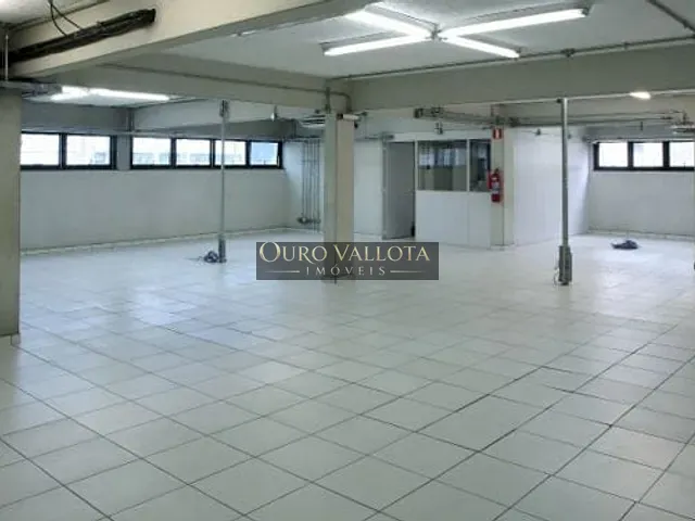 Galpão / Barracão com 10000m², para alugar, no bairro Tamboré em Barueri