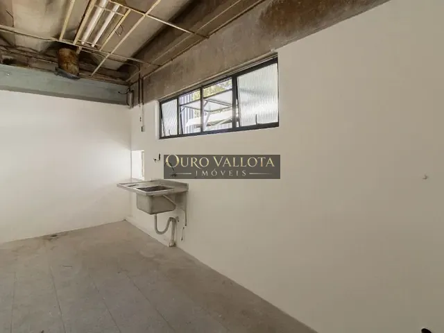 Galpão / Barracão com 3000m², para alugar, no bairro Jardim Regina Alice em Barueri