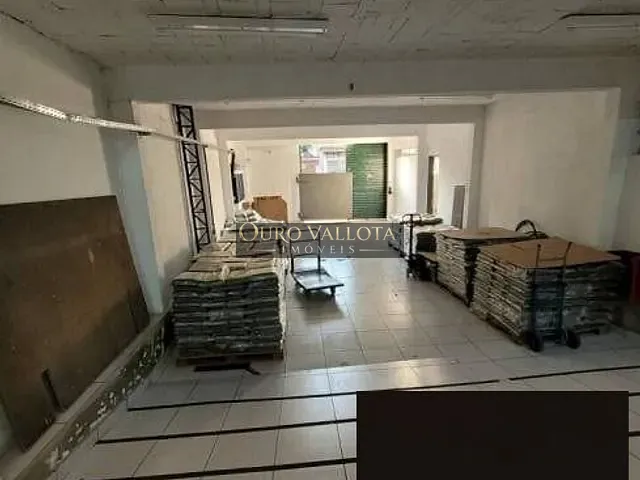 Galpão / Barracão com 305m², para alugar, no bairro Vila Oratório em São Paulo