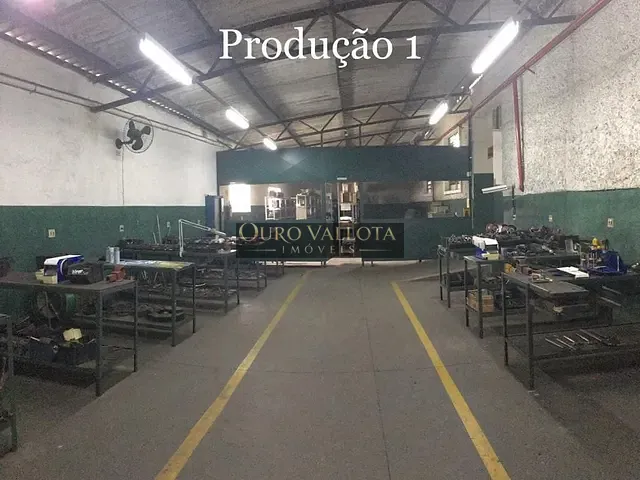 Galpão / Barracão com 2000m², à venda, no bairro Parque dos Bancários em São Paulo