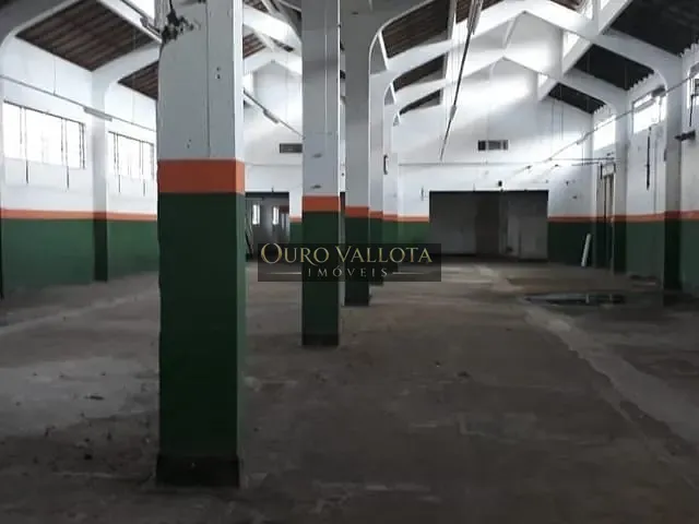 Galpão / Barracão com 2500m², à venda, no bairro Mooca em São Paulo