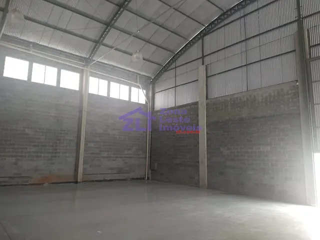 Galpão / Barracão com 500m², para alugar, no bairro Jardim Presidente Dutra em Guarulhos