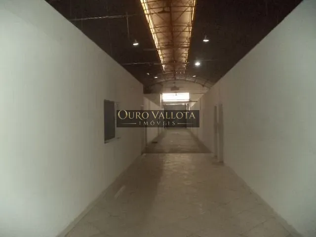 Galpão / Barracão com 750m², para alugar, no bairro Brás em São Paulo