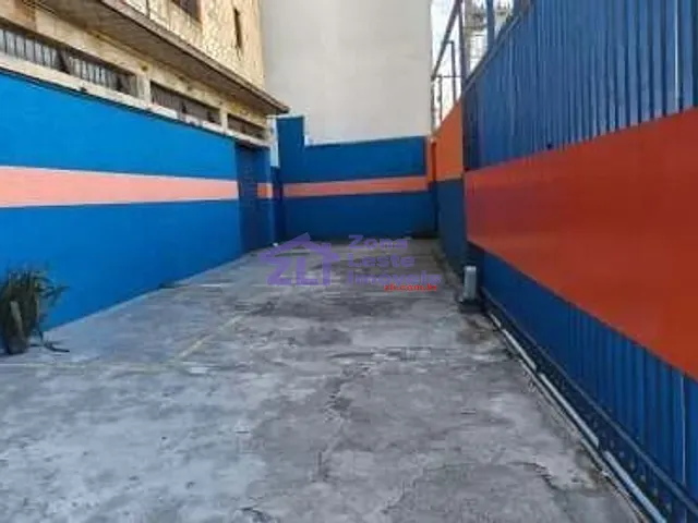 Galpão / Barracão com 244m², para alugar, no bairro Vila Invernada em São Paulo