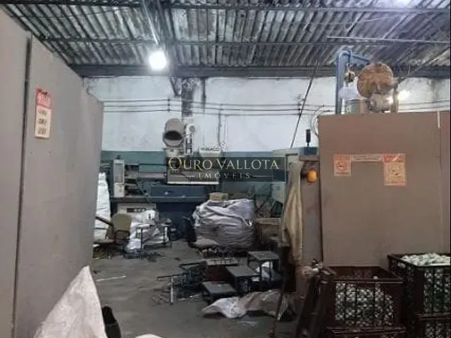 Galpão / Barracão com 1300m², para alugar, no bairro Cidade São Mateus em São Paulo