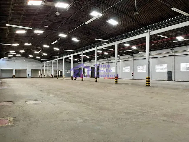 Galpão / Barracão com 6217m², para alugar, no bairro Jardim Humaitá em São Paulo