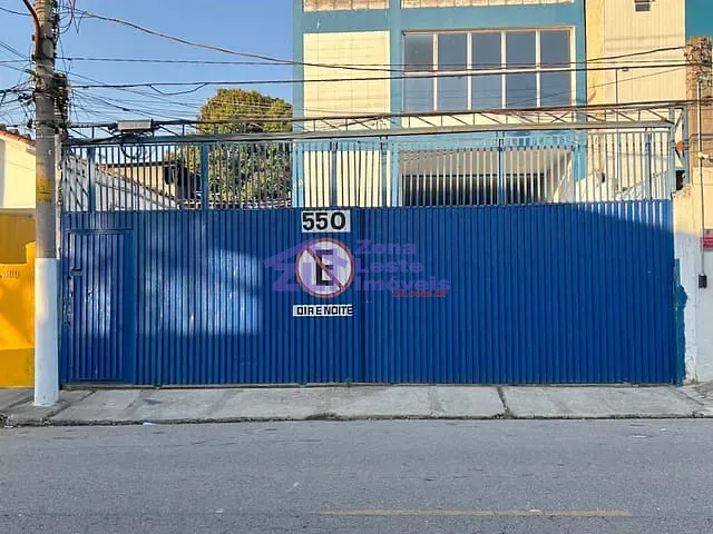 Galpão / Barracão com 623m², para alugar, no bairro Jardim Independência em São Paulo