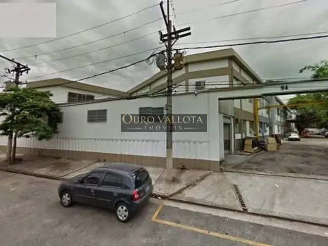 Galpão / Barracão com 3390m², para alugar, no bairro Lapa de Baixo em São Paulo