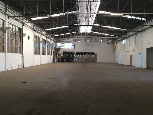 Galpão / Barracão com 3390m², para alugar, no bairro Lapa de Baixo em São Paulo