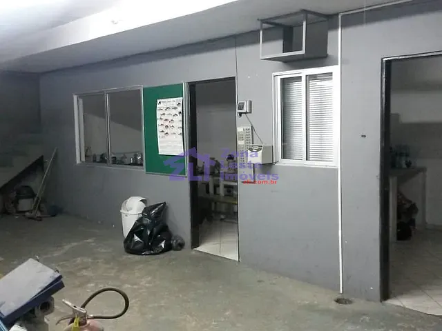 Galpão / Barracão à venda, no bairro Vila Carrão em São Paulo