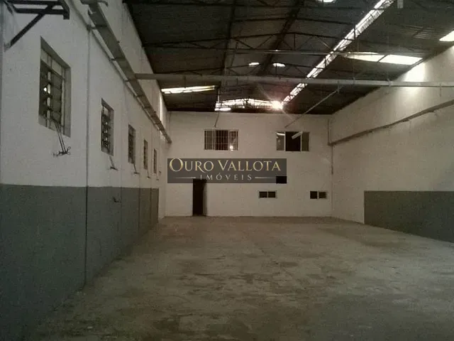 Galpão / Barracão com 1162m², para alugar, no bairro Vila São Francisco em São Paulo