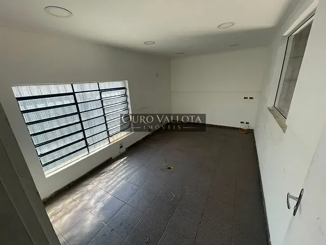 Galpão / Barracão com 1000m², para alugar, no bairro Vila Carrão em São Paulo