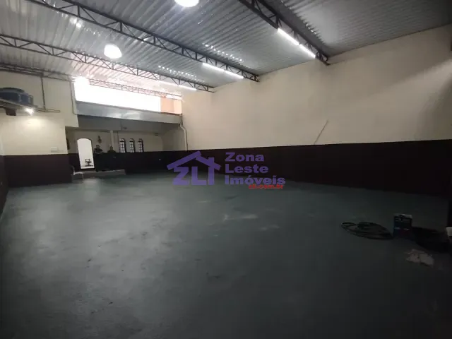Galpão / Barracão com 270m², para alugar, no bairro Vila Primavera em São Paulo
