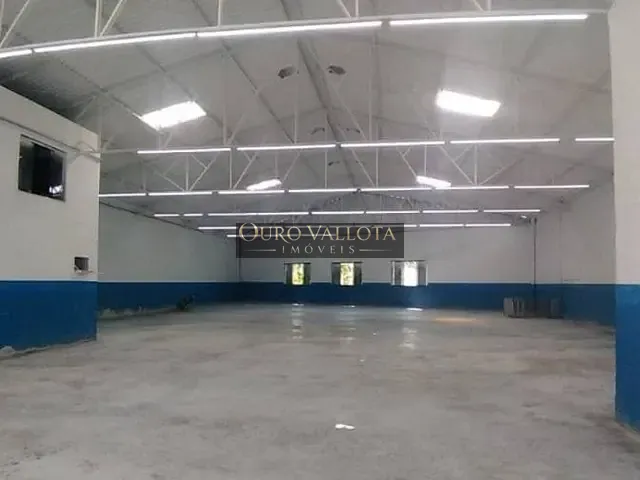 Galpão / Barracão com 1000m², à venda, no bairro Vila Carmosina em São Paulo