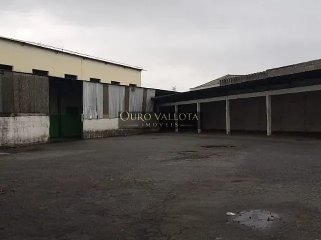 Galpão / Barracão com 4000m², para alugar, no bairro Vila Nilo em São Paulo