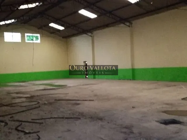 Galpão / Barracão com 4000m², para alugar, no bairro Vila Nilo em São Paulo