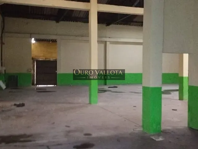 Galpão / Barracão com 4000m², para alugar, no bairro Vila Nilo em São Paulo