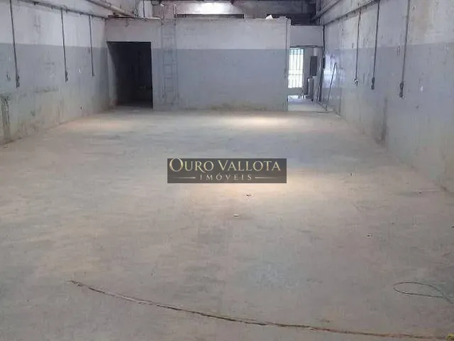 Galpão / Barracão com 240m², para alugar, no bairro Alto da Mooca em São Paulo