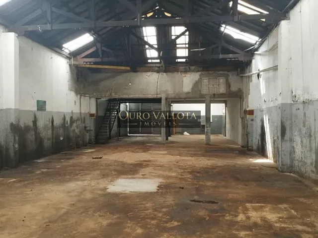 Galpão / Barracão com 500m², para alugar, no bairro Vila Invernada em São Paulo