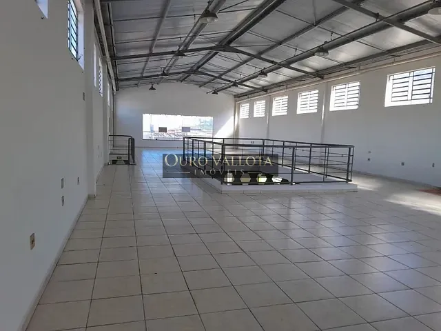 Galpão / Barracão com 500m², para alugar, no bairro Jardim Independência em São Paulo