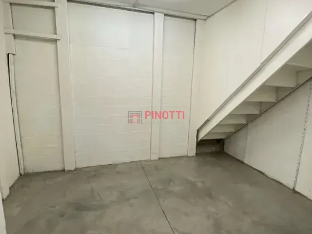 Galpão / Barracão para alugar, no bairro Centro em Santo André