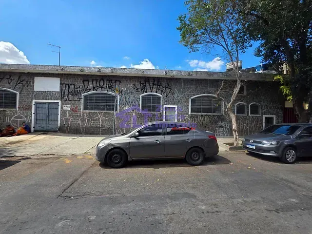 Galpão / Barracão à venda ou para alugar, no bairro Cidade Líder em São Paulo