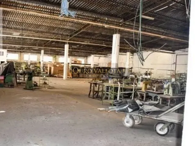 Galpão / Barracão com 3324m², para alugar, no bairro Vila Nilo em São Paulo
