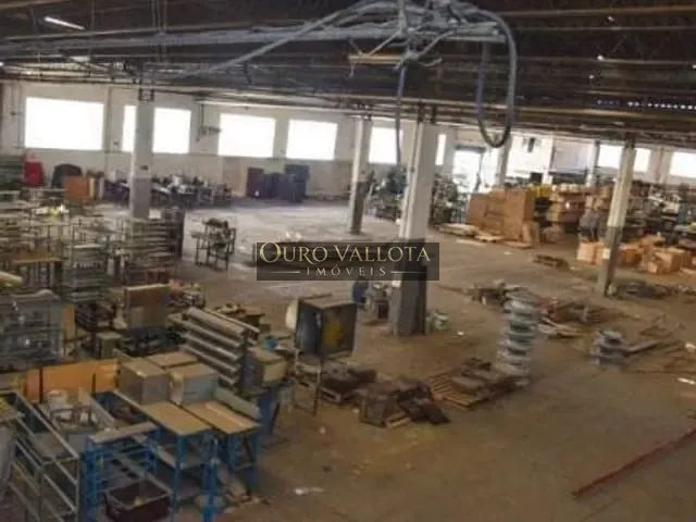 Galpão / Barracão com 3324m², para alugar, no bairro Vila Nilo em São Paulo
