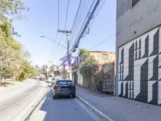 Galpão / Barracão para alugar, no bairro Itaquera em São Paulo