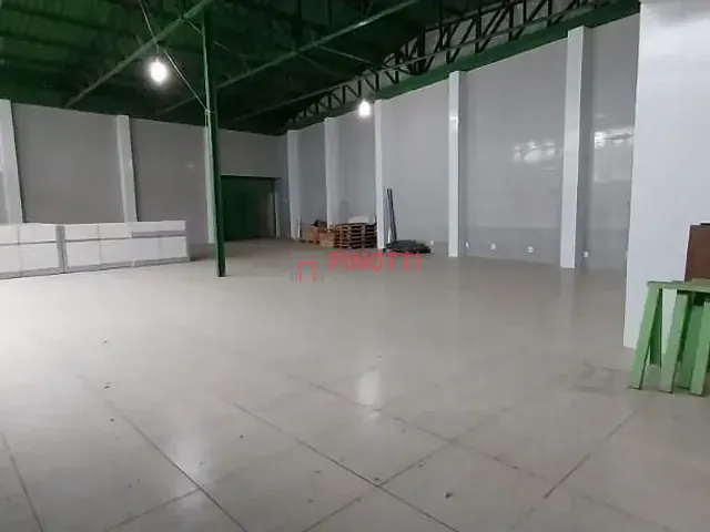 Galpão / Barracão para alugar, no bairro Ferrazópolis em São Bernardo do Campo