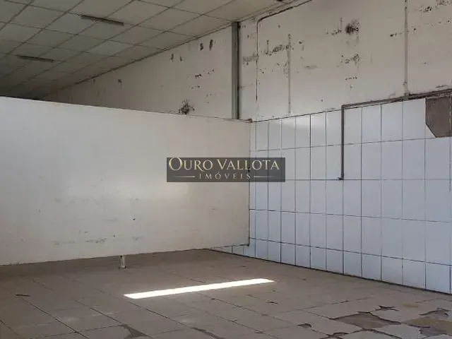 Galpão / Barracão com 310m², para alugar, no bairro Vila Formosa em São Paulo