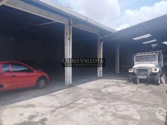 Galpão / Barracão com 640m², para alugar, no bairro Vila Bertioga em São Paulo