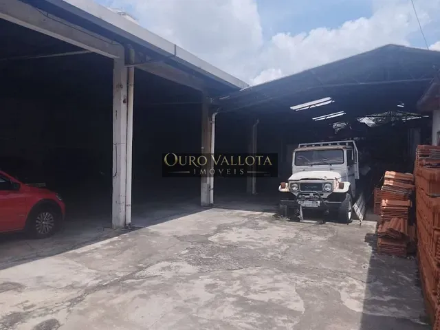 Galpão / Barracão com 640m², para alugar, no bairro Vila Bertioga em São Paulo