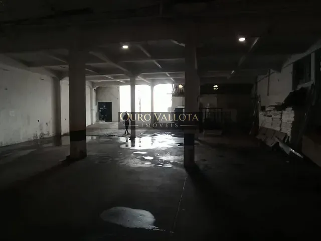 Galpão / Barracão com 1100m², para alugar, no bairro Brás em São Paulo