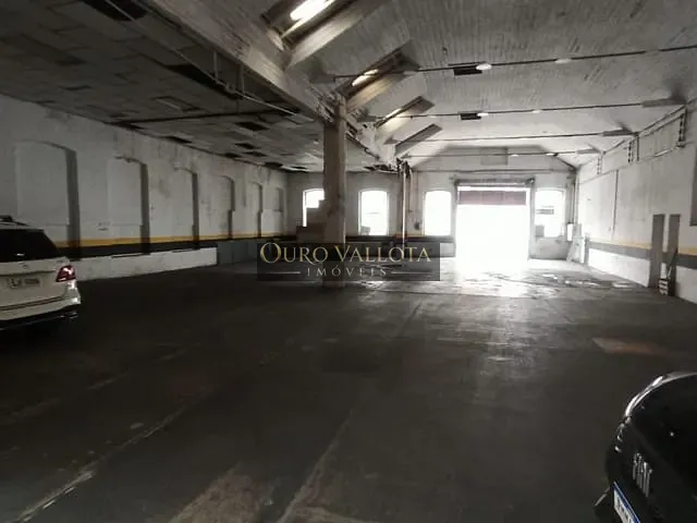 Galpão / Barracão com 1100m², para alugar, no bairro Brás em São Paulo
