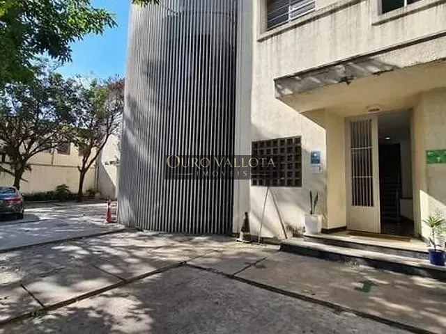 Galpão / Barracão com 3801m², para alugar, no bairro Barra Funda em São Paulo