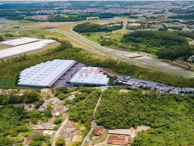 Galpão / Barracão para alugar, no bairro Batistini em São Bernardo do Campo