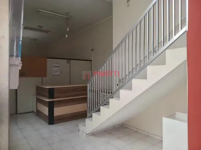 Galpão / Barracão à venda ou para alugar, no bairro Vila Príncipe de Gales em Santo André