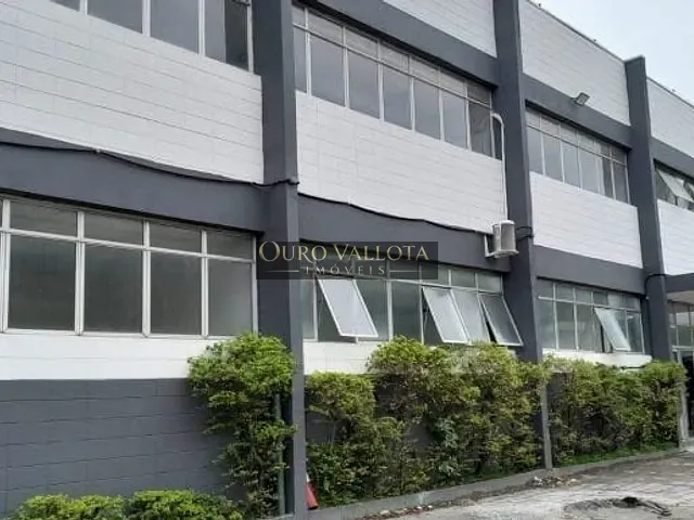 Galpão / Barracão com 5500m², para alugar, no bairro Cumbica em Guarulhos