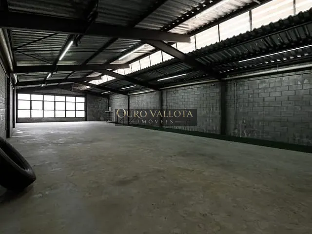 Galpão / Barracão com 674m², para alugar, no bairro Parque São Lucas em São Paulo