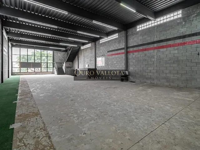 Galpão / Barracão com 674m², para alugar, no bairro Parque São Lucas em São Paulo