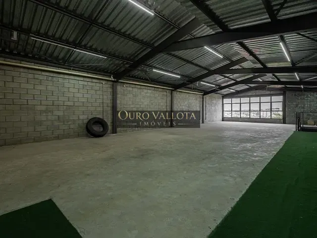 Galpão / Barracão com 674m², para alugar, no bairro Parque São Lucas em São Paulo