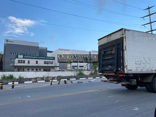 Galpão / Barracão com 1185m², para alugar, no bairro Centro (Vargem Grande Paulista) em Vargem Grande Paulista